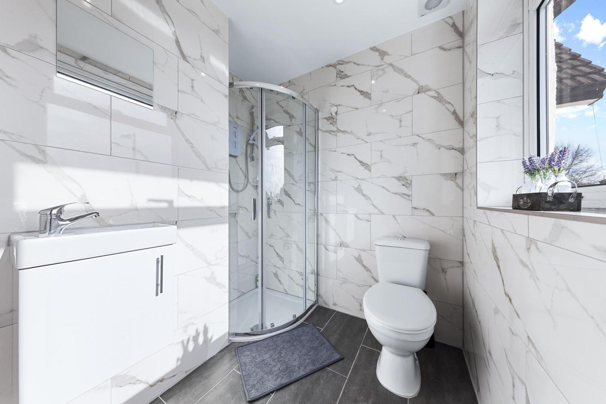 Serviced Ensuite Modern Studio - Sleeps 2 - Near Wembley Stadium - Good Transport Link To Central London - Harrow Ha3 Hatch End Esterno foto